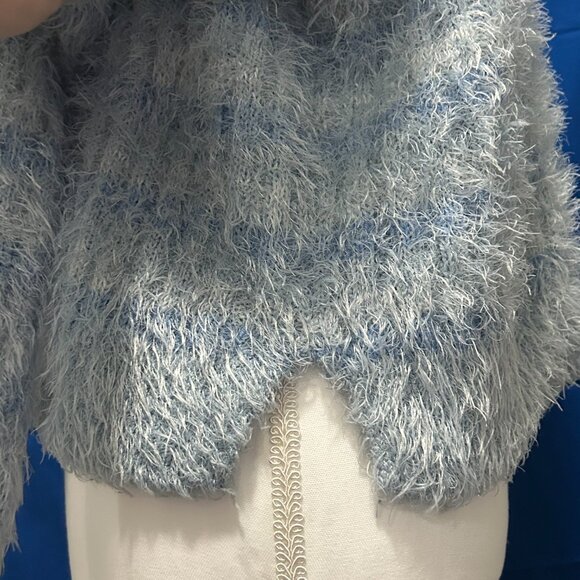 Candie's blue striped crop fuzzy sweater, size large - Picture 3 of 9